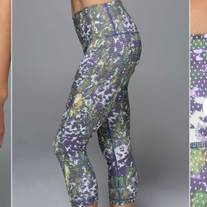Lululemon Wunder Under Crop II Floral Sport White Multi Roll-Down Luxtreme Sz 2